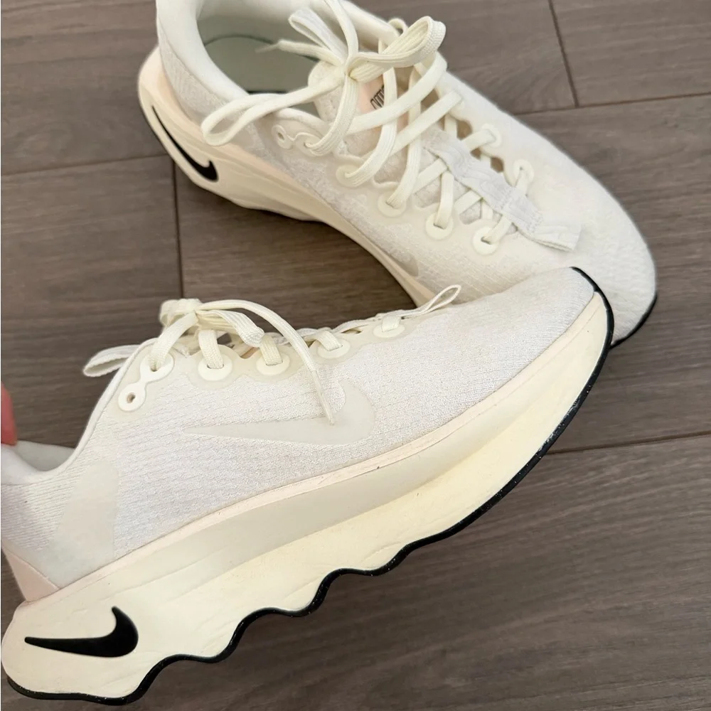 Nike Women's White Cream Running Sneakers
